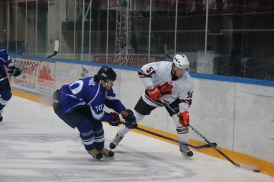 ХК «Рязань» на домашнем льду выиграл у пермского клуба «Молот-Прикамье»